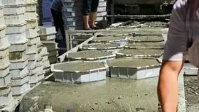 双排广场砖与水泥花砖机现场应用探析