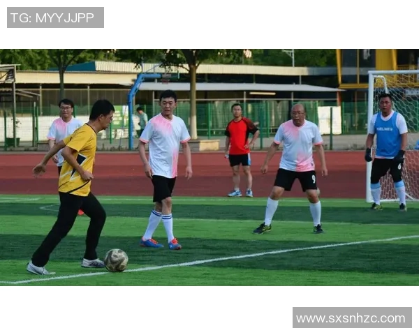 2025赛季中国足球职业联赛展现新风貌期待未来发展与品质提升 2025赛季中国足球职业联赛展现新风貌期待未来发展与品质提升